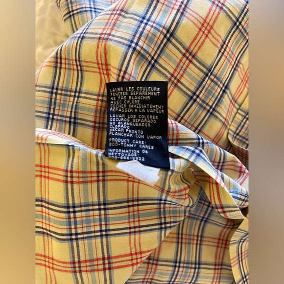 Tommy Hilfiger
Yellow and Blue Casual Button Down Shirt - Picture 3 of 7